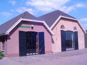 Cultureel centrum 't Manneke Berkel en Rodenrijs op Deejay-huren.nl. Boek een van onze proffesionele discoshows