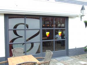 Caf�-Zaal Broer & Zus Rucphen op Deejay-huren.nl. Contactgegevens