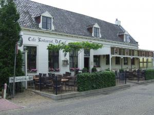 Caf�-Restaurant- Zalen De Engel Houten op Deejay-huren.nl. Deejay-huren.nl | Wilt u een deejay huren of een disco show boeken? Bekijk ons uitgebreide aanbod van deejays en drive-in disco shows!